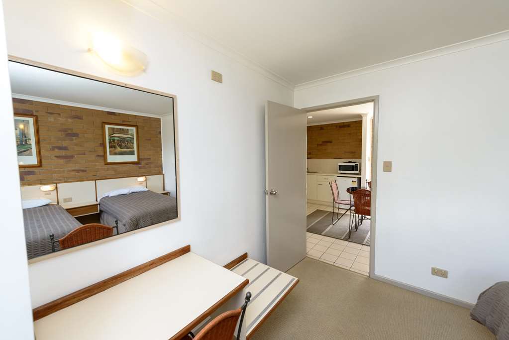 Wild Scotsman Motor Inn Gin Gin Qld Quarto foto
